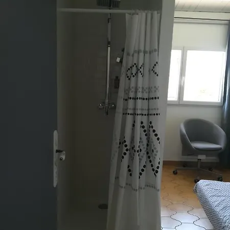 Homestay Cath's Place Toulon
